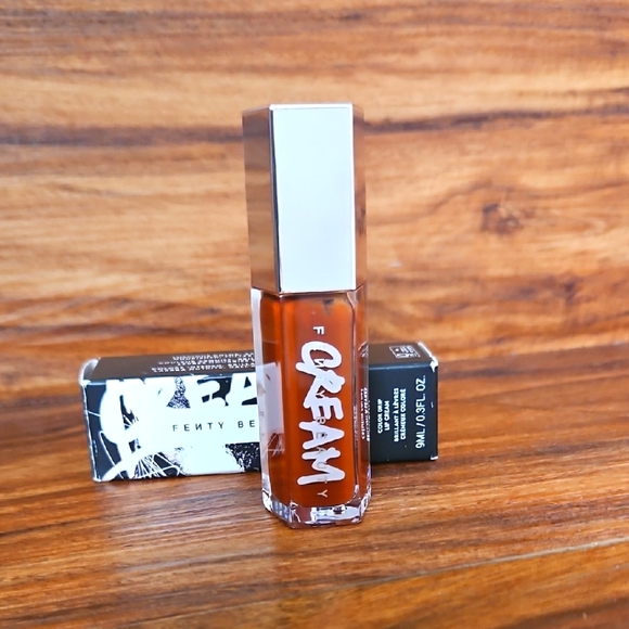 Fenty Beauty Gloss Bomb Cream Color Drip Lip Cream - Cookie Jar - Picture 1 of 3